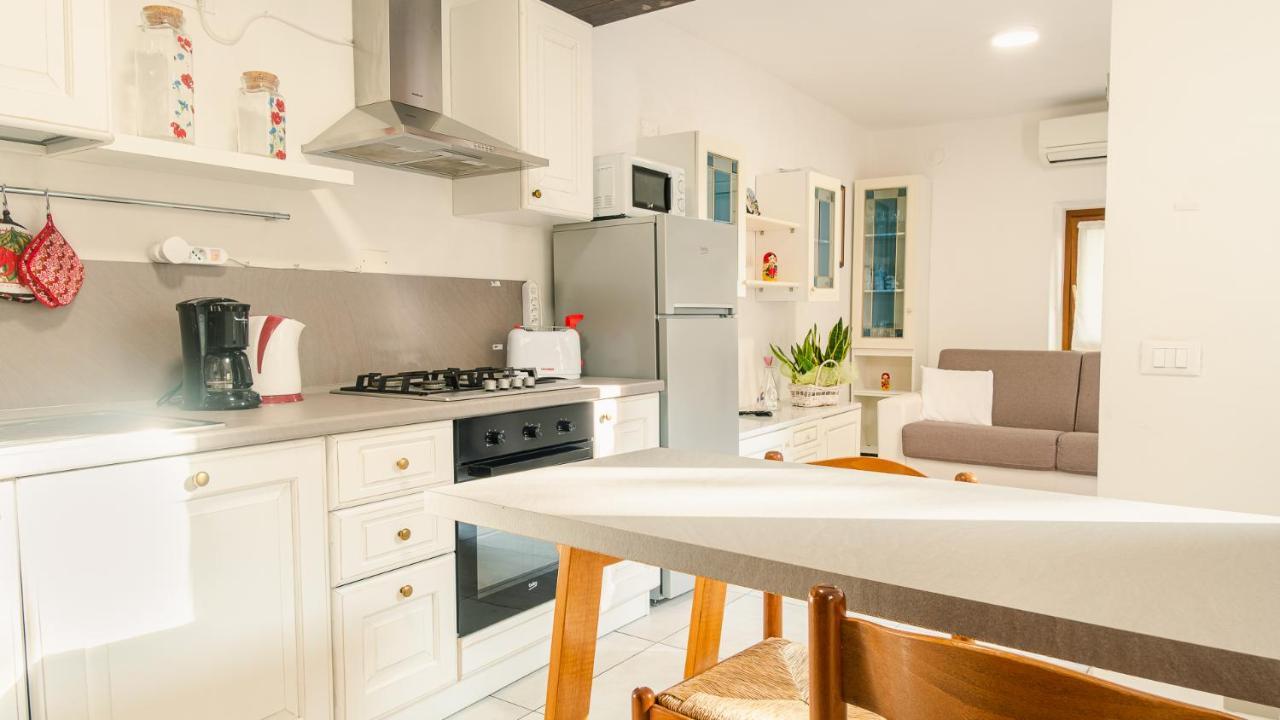Apartamento La Casa Di Nonna Agnese - Italian Homing Padenghe sul Garda Exterior foto